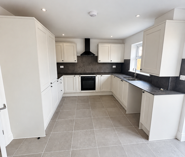 2 bedroom semi-detached house to rent - Photo 6