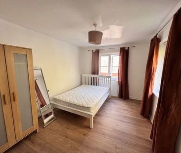 2 Bed Flat, Bristol South End, BS3 - Photo 2