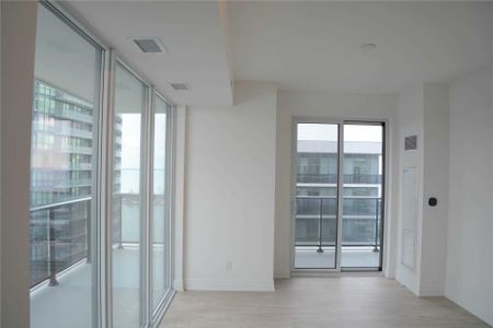 For Lease - 70 Annie Craig Drive Unit# 1704, Toronto, Ontario - Photo 4