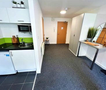 Premier Studio - Photo 2