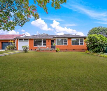 TIDY 3 BEDROOM - SHORT TERM RENTAL - Photo 2