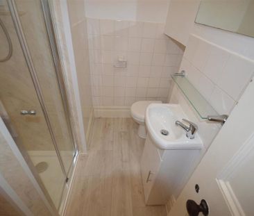 2 bedroom terraced house to rent - Photo 6