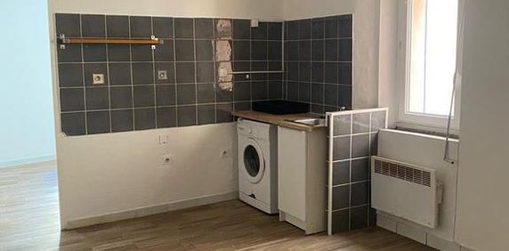 Location Appartement 2 pièces 27m² AURIOL 13390 - Photo 2