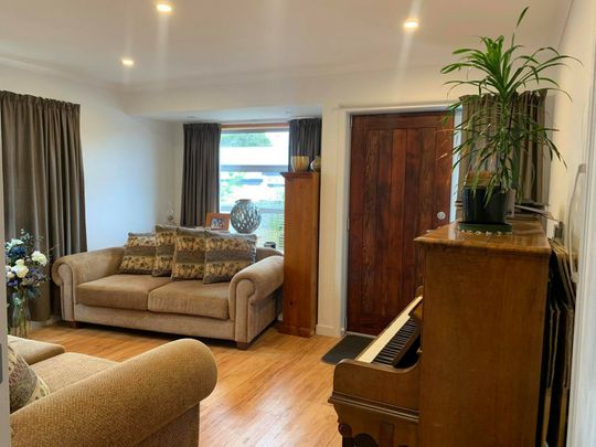 Glorious on Glenpark - Photo 1