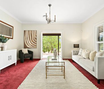 Available from 10th March 2026 - Private Executive 4-Bedroom Reside... - Photo 1