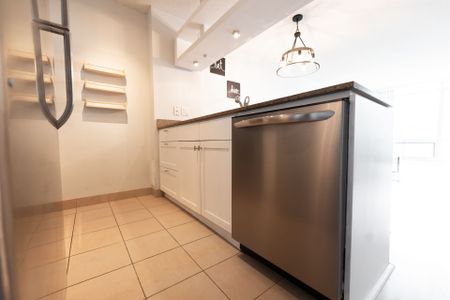 For Lease - 81 Navy Wharf Court Unit# 3011, Toronto, Ontario - Photo 2