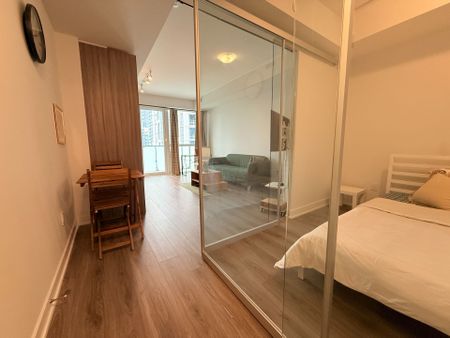 For Lease - 4130 Parkside Village Drive Unit# 1709, Mississauga, Ontario - Photo 4