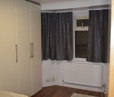 Studio Flat, Blandford Road, BR3 - Photo 5