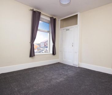 2 bedroom House To Let - Photo 2