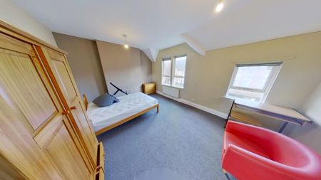 5 bedroom semi-detached house to rent - Photo 5