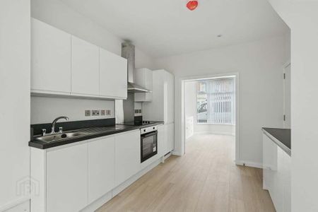 14 Lisburn Avenue, Belfast, BT9 7FX - Photo 5