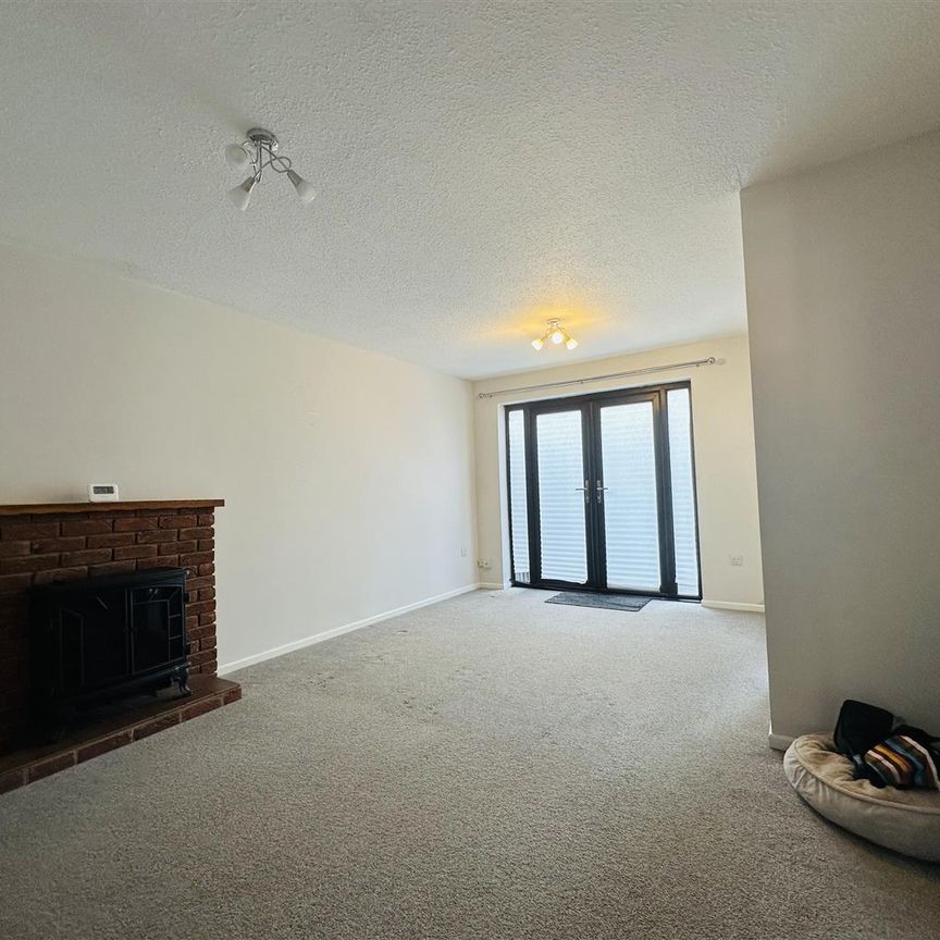 Churchdale Close, Nuneaton, CV10 - Photo 1