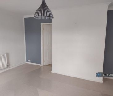 3 bedroom detached house to rent - Photo 5