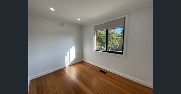 Fully Renovated Stunning 3 Bedroom Home! - Photo 1
