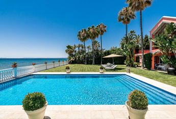 Luxury Villa for rent in San Pedro de Alcántara, Andalusia