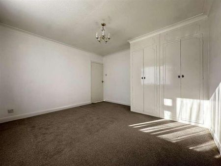 Elmfield Close, Gravesend, DA11 - Photo 2