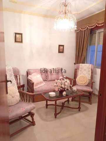 Alquiler de piso en Avenida del Tivoli - Photo 2