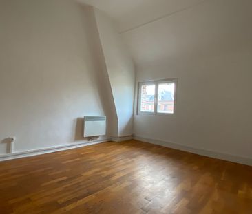 Location Appartement 4 pièces 81m² LE PETIT QUEVILLY 76140 - Photo 4