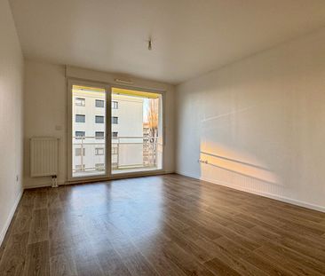 Appartement - 2 pièces - 38 m² - Photo 2