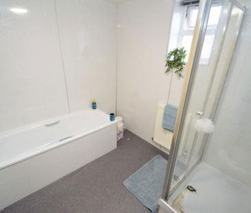 6 bedroom house to rent - Photo 4