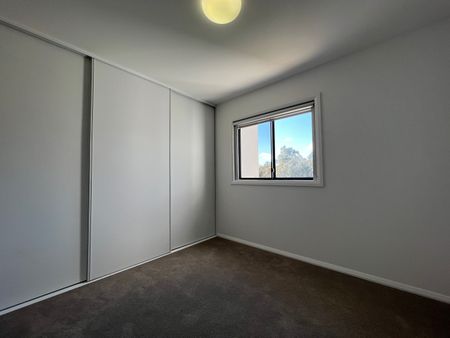 11/29 State Circle, Deakin ACT 2600 - Apartment For Rent | Domain - Photo 3