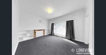 Family Home in Prime Mount Waverley Location - Photo 3