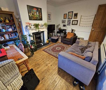 2 bedroom terraced house to rent - Photo 4