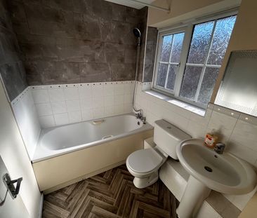 2 Bed Maisonette, Bellfield Close, M9 - Photo 1