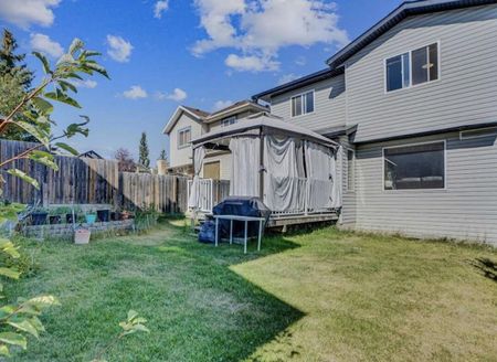 397 Panamount Drive Northwest, Calgary - Photo 4