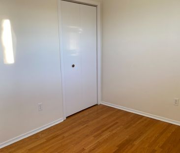 For Lease - 423 Armour Road, Peterborough, Ontario - Photo 4