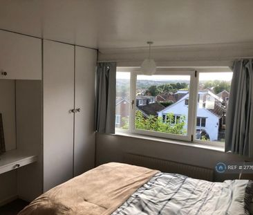 3 bedroom semi-detached house to rent - Photo 4