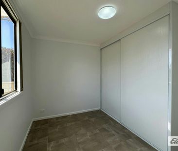 Modern 2 Bedroom Granny-flat for rent! - Photo 1