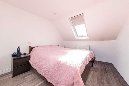 Evesham Place, Wokingham, RG41 - Photo 3