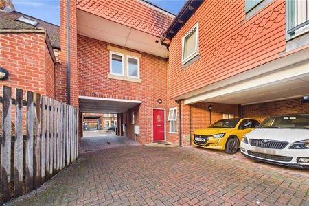 Angel Court, High Street, Theale, Reading, RG7 - Photo 5