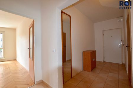 Pronájem bytu 2+1 53 m² - Фото 2