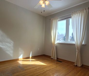 For Lease - 3 Ridge Point Crescent, Toronto, Ontario - Photo 5