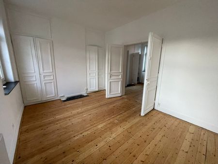 LILLE - APPARTEMENT - T1 MEUBLE - Photo 4