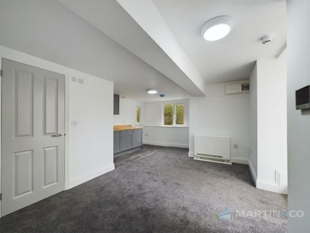 Studio to rent - Photo 5