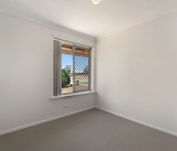 Beautiful Family Home - Photo 5