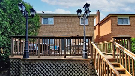 For Lease - 45 Pinewood Drive, Vaughan, Ontario - Photo 2