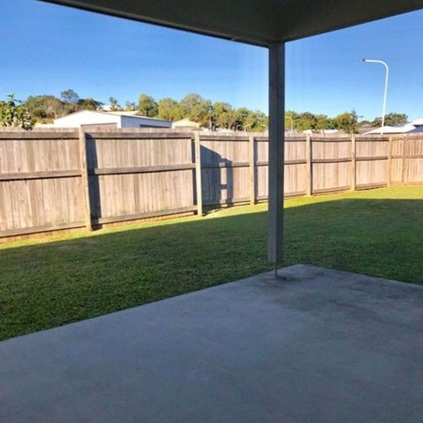 2 Flintwood Street, Rural View - Photo 1