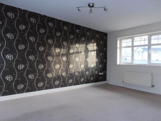 3 bedroom terraced house to rent - Photo 1