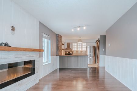 For Lease - 90 Aspen Springs Drive Unit# 307, Clarington, Ontario - Photo 2