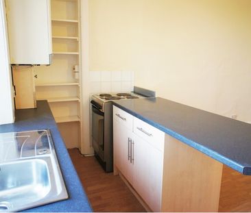 Castle Terrace, Dumbarton - Photo 3