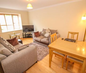2 Bedroom Flat - Photo 1