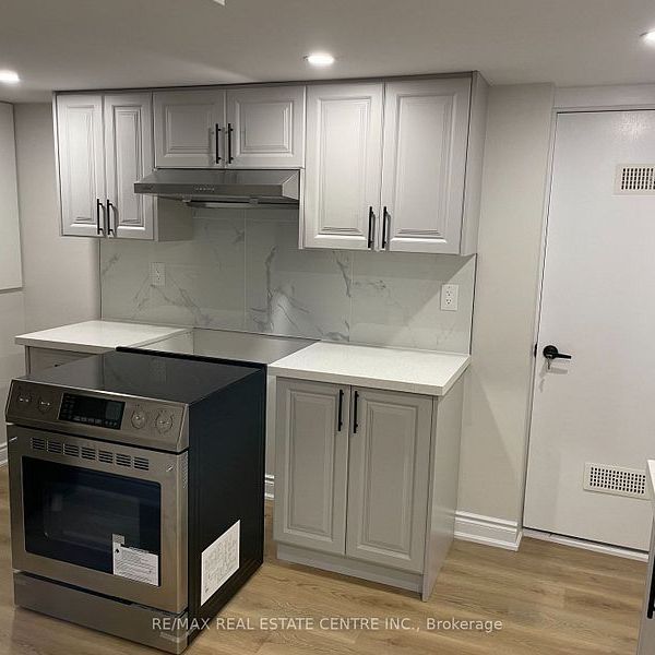 For Lease - 37 Edgemont Drive Unit# Lower, Brampton, Ontario - Photo 1