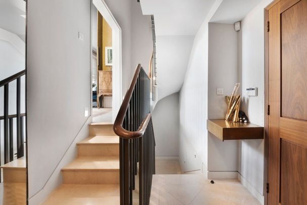 Lancaster Gate, London W2 3NH - Photo 1