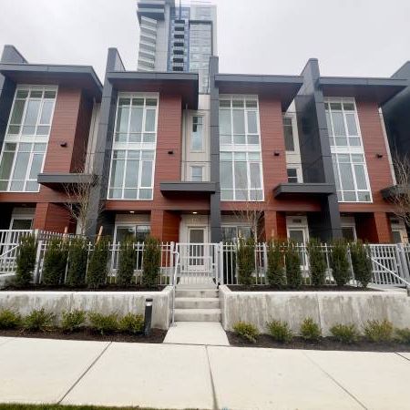 BRAND NEW LANGLEY – 3 BEDROOM + FLEX, 2.5 BATHROOM TOWNHOUSE AVAILABLE - Photo 1