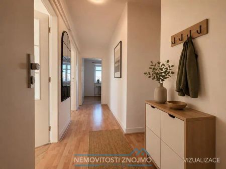 Pronájem světlého bytu 2+1 s krásným výhledem pár kroků od centra Znojma - Photo 5
