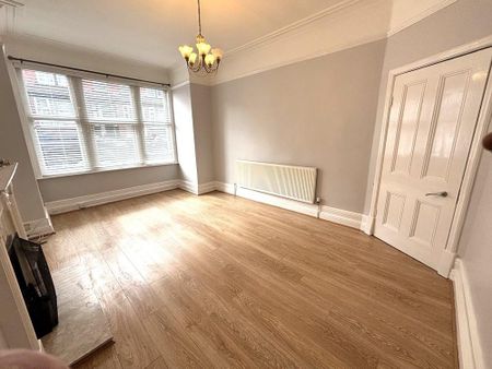 4 bedroom terraced house to rent - Photo 2